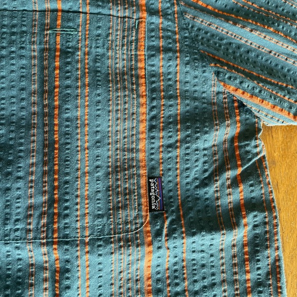Patagonia Men’s Seersucker shirt - Picture 6 of 8